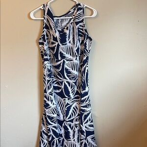 Navy and White Leaf Print Sleeveless Dress 5/$50